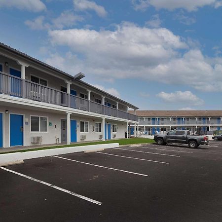 Days Inn By Wyndham Arroyo Grande Pismo Beach Bagian luar foto