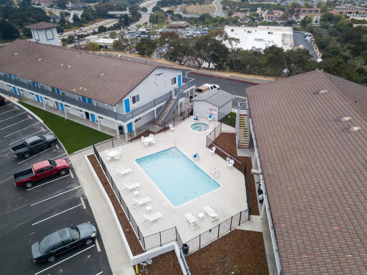 Days Inn By Wyndham Arroyo Grande Pismo Beach Bagian luar foto