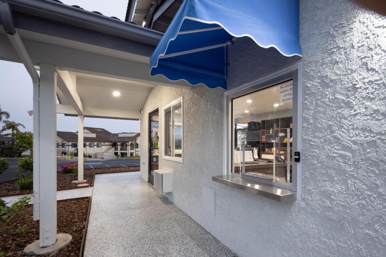 Days Inn By Wyndham Arroyo Grande Pismo Beach Bagian luar foto