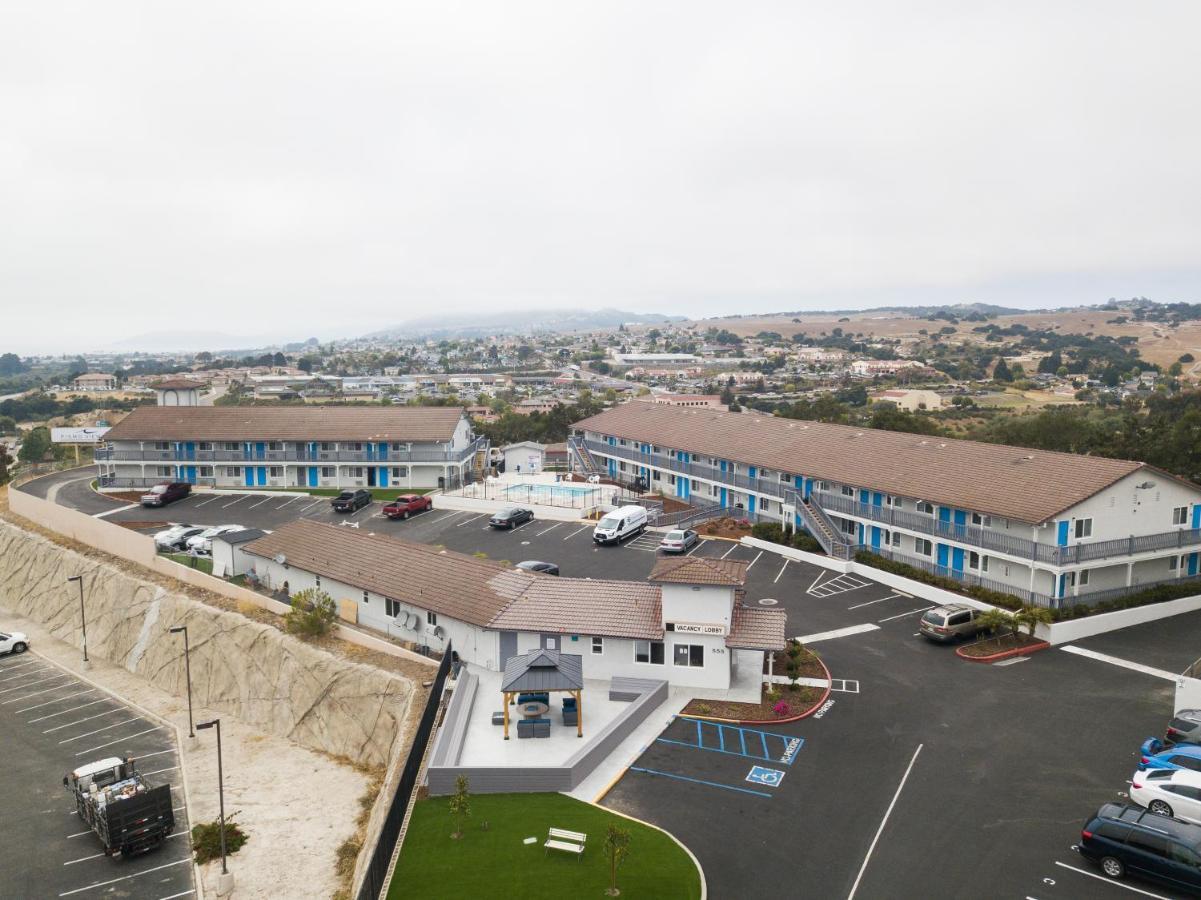 Days Inn By Wyndham Arroyo Grande Pismo Beach Bagian luar foto