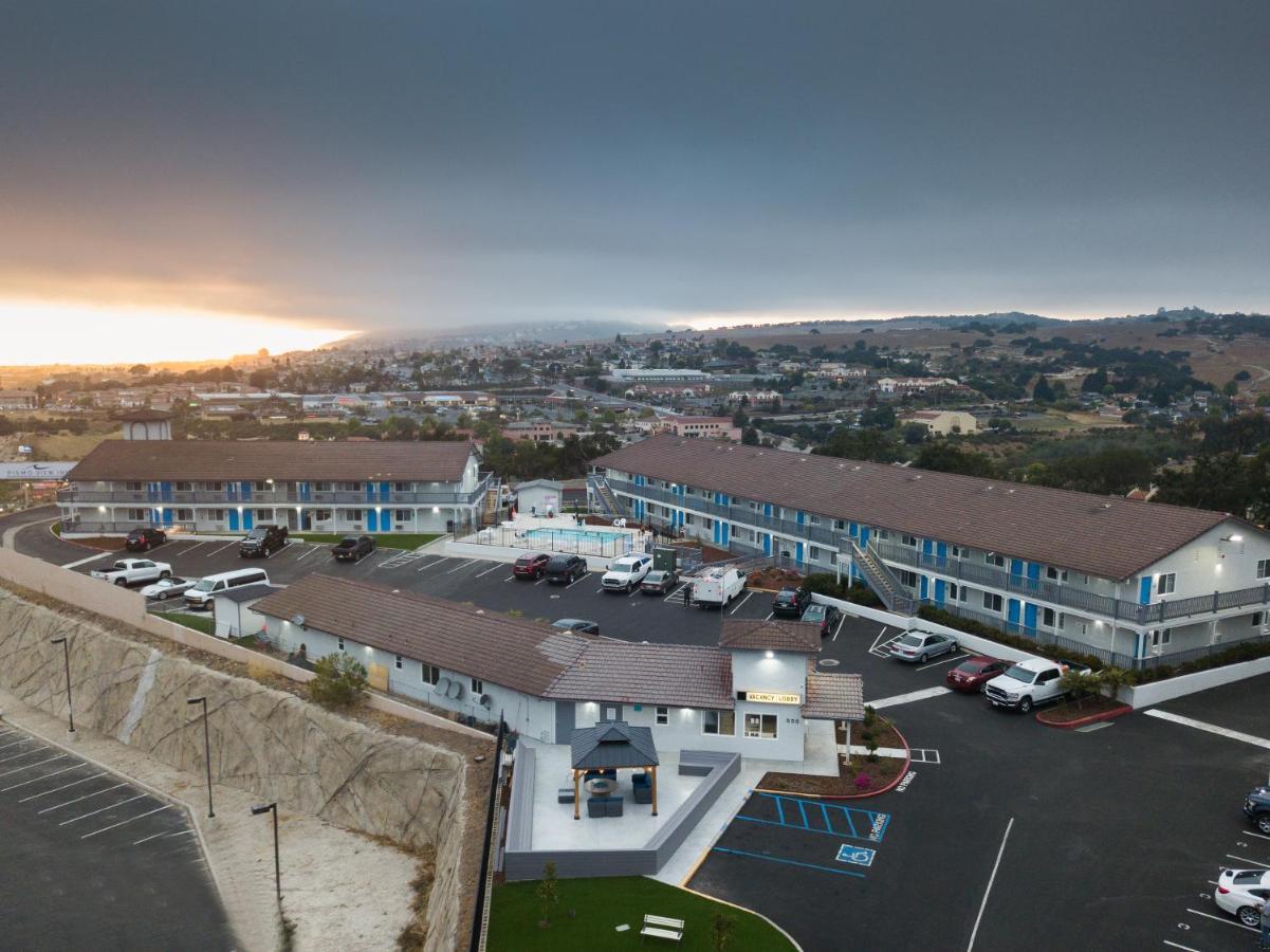 Days Inn By Wyndham Arroyo Grande Pismo Beach Bagian luar foto