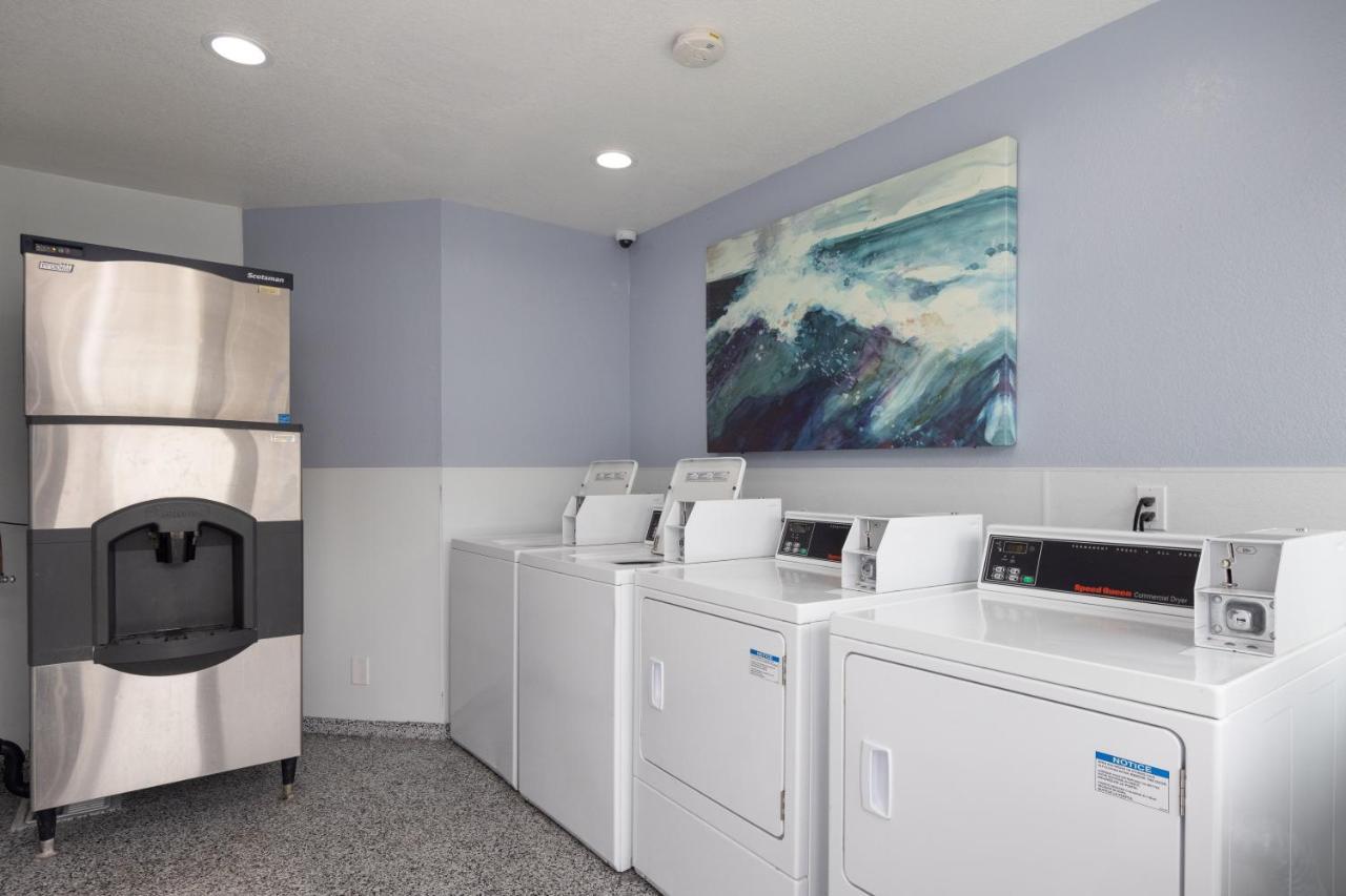 Days Inn By Wyndham Arroyo Grande Pismo Beach Bagian luar foto