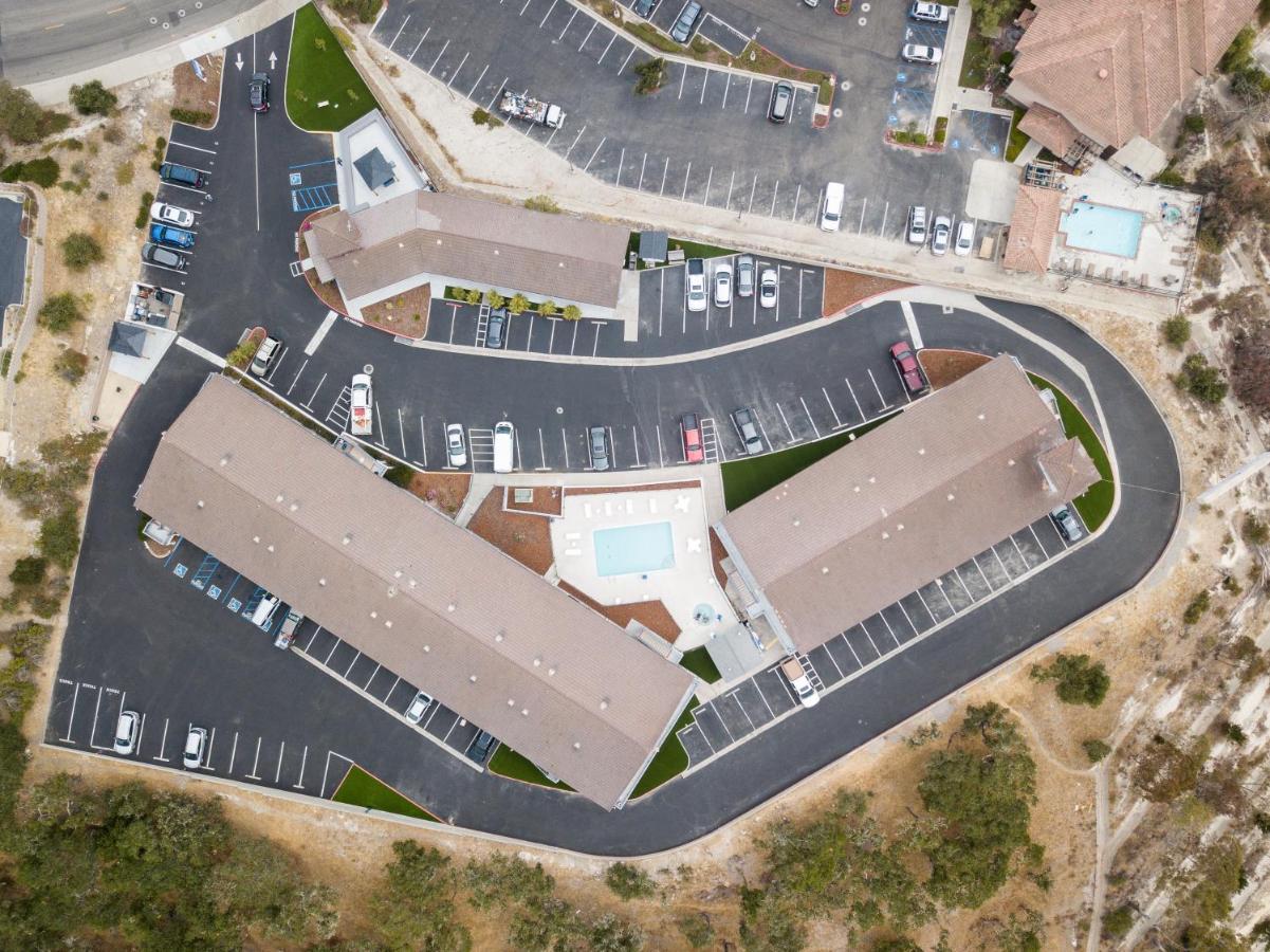 Days Inn By Wyndham Arroyo Grande Pismo Beach Bagian luar foto