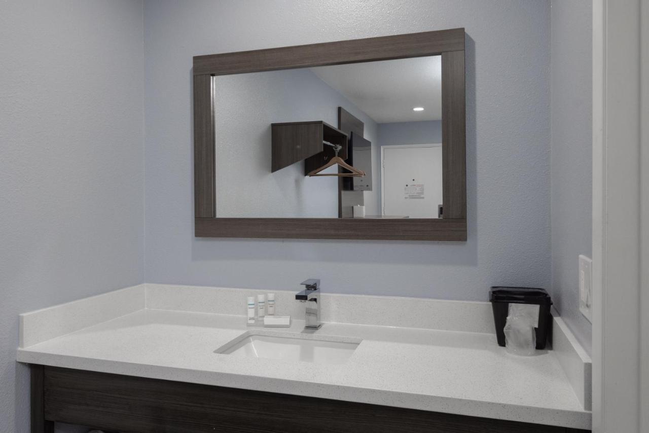 Days Inn By Wyndham Arroyo Grande Pismo Beach Bagian luar foto